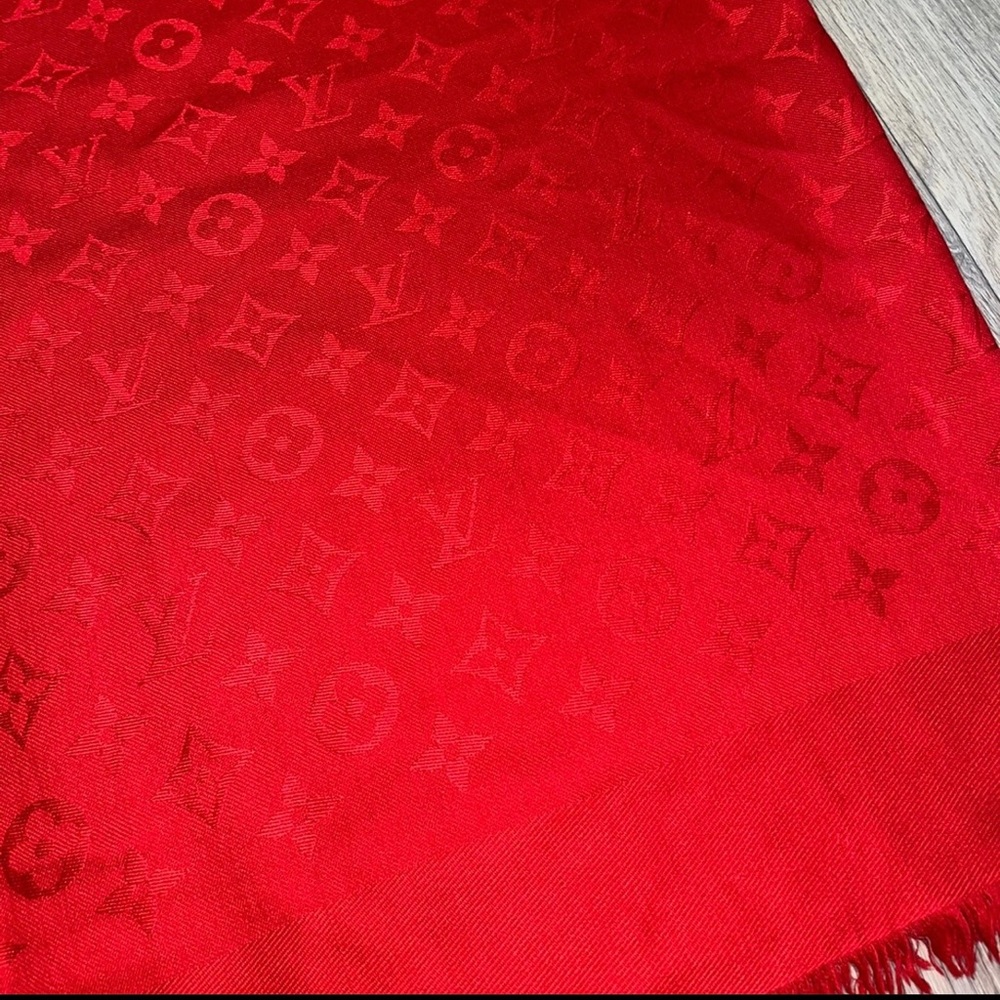 LOUIS VUITTON Monogram Red Shaw/Scarf